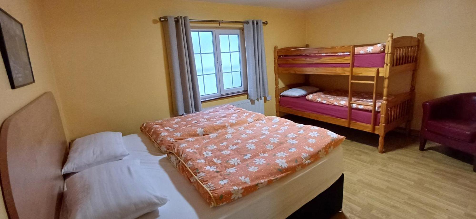 Failte Lodging Kenmare Town Centre Экстерьер фото